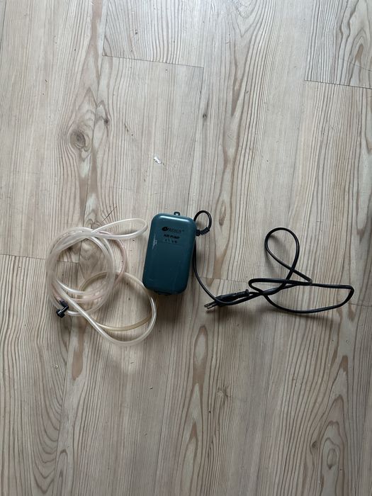 Воздушный компрессор Resun AC-1500 для аквариумов объемом 50-300 л