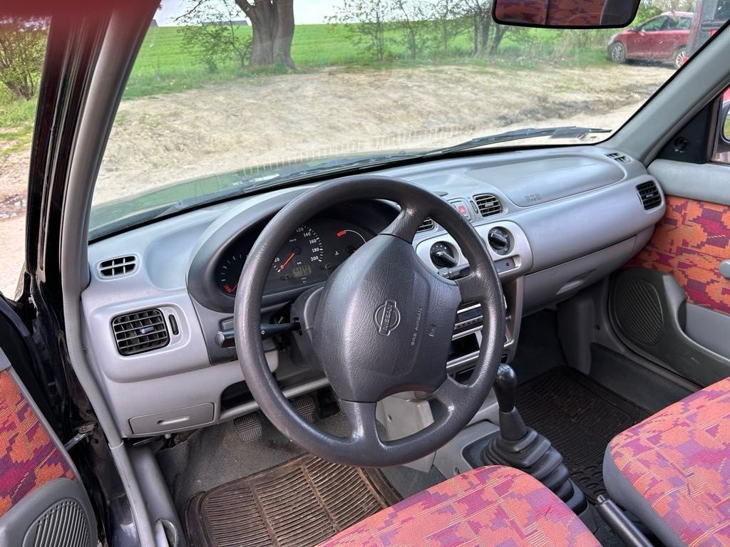 Nissan micra k11 1.0