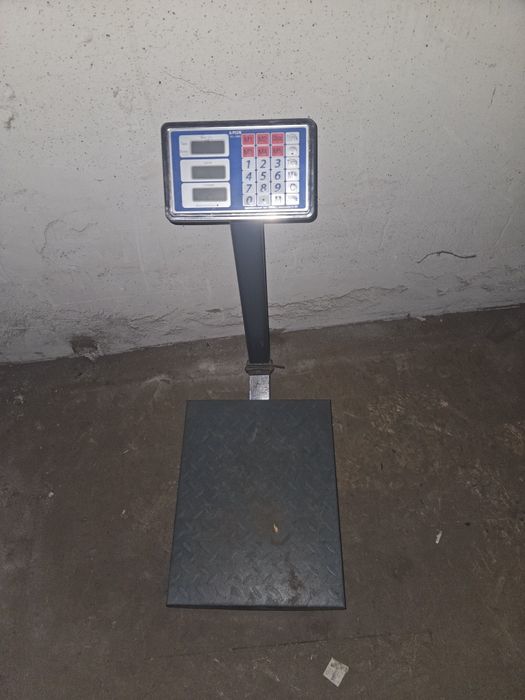 Продам ваги на 50кг і 300кг