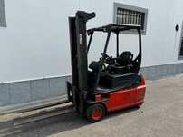Empilhador Elétrico 1600kg 4 Valvulas - LINDE E16 5,10m