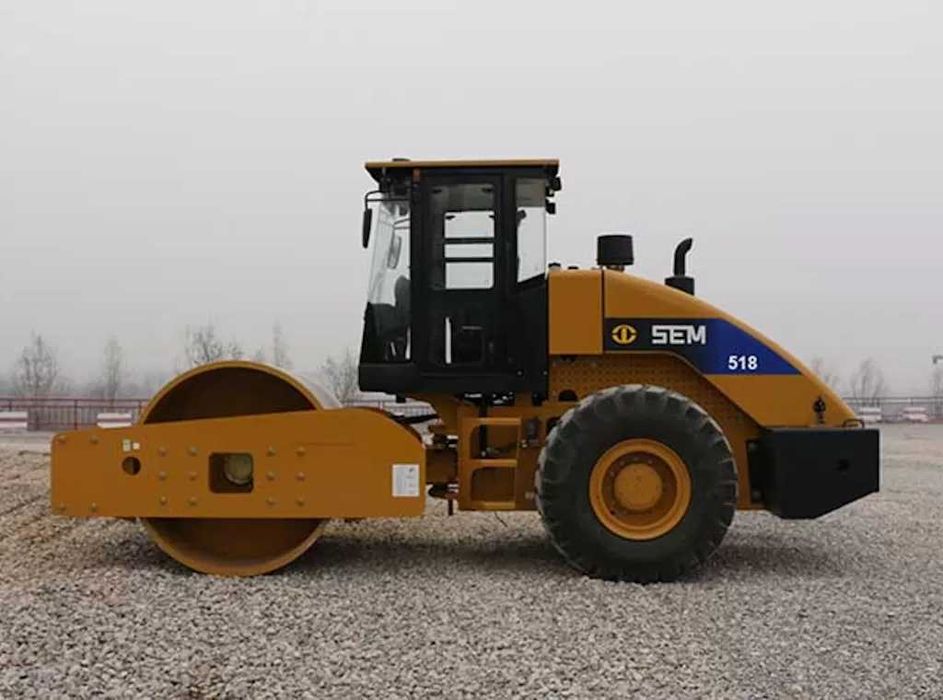Оренда спецтехніки (вібраційний каток SEM 518, каток HAMM HD14VV)