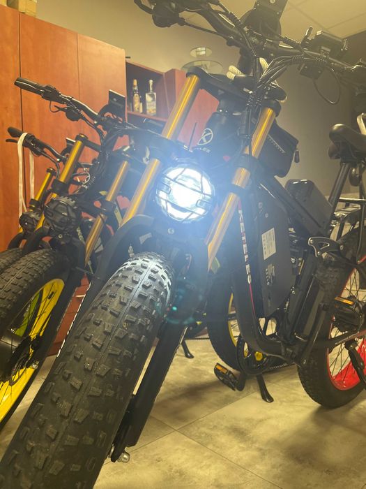 lampa przednia reflektor do roweru elektrycznego ebike solidna