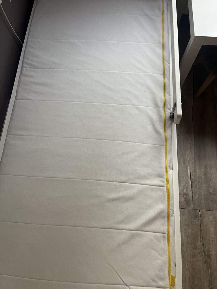 Łóżko Kritter IKEA dziecięce 70x160 cm z materacem