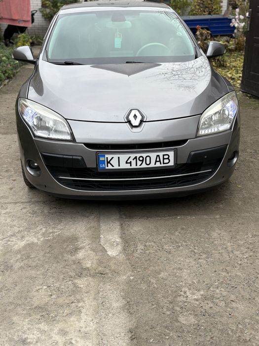 Продам меган3(1.5)дизель