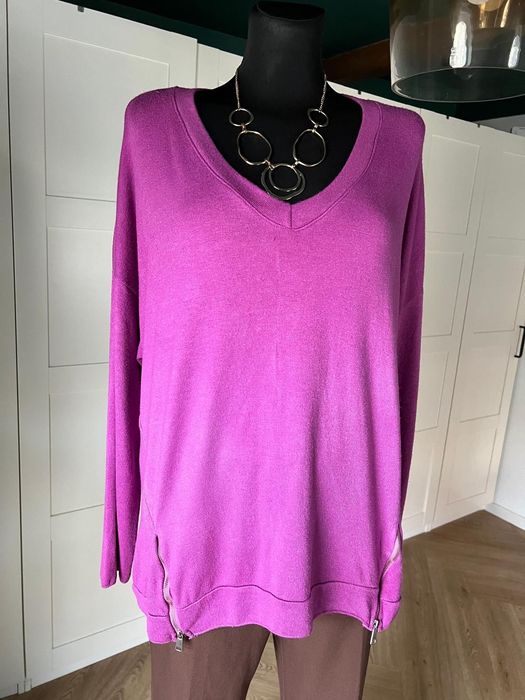 Różowy fioletowy mięciutki sweter z wełny angory i wiskozy rozmiar 44