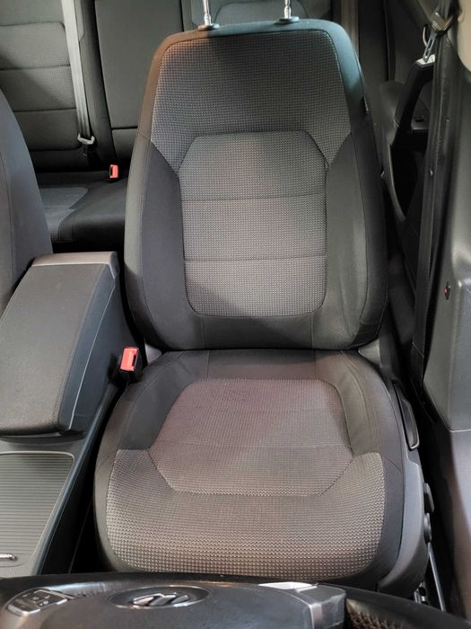 VW Passat B7 2.0 TDI biksenon, led, navi, kamera cofania. Super stan.