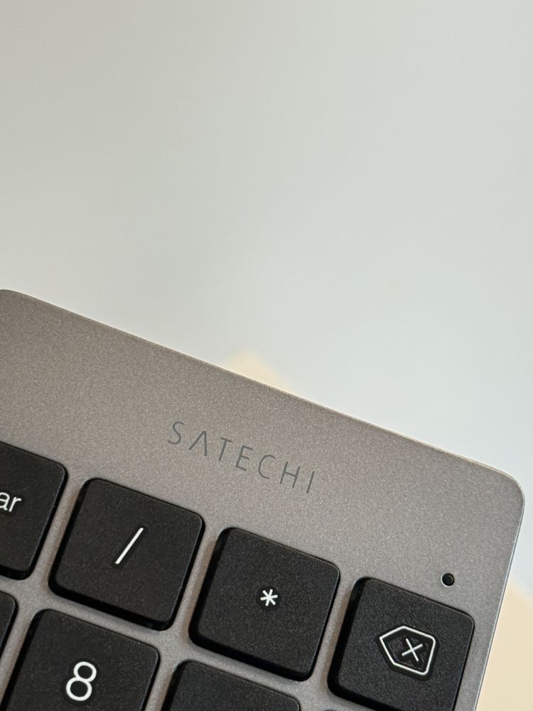 Satechi Slim Wireless Keypad/ Apple / klawiatura numeryczna Bluetooth