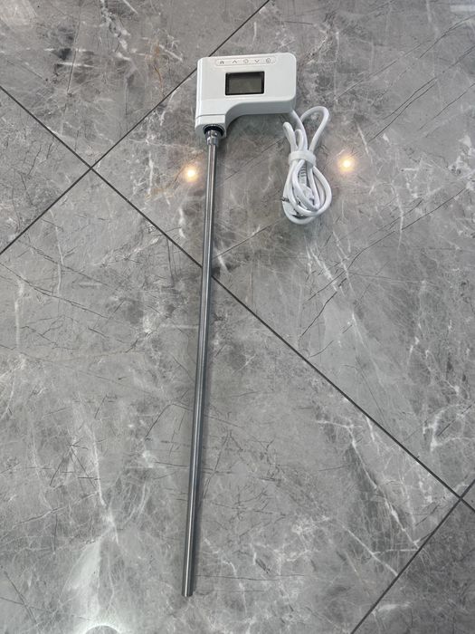 Nowa Grzałka elektryczna do grzejnika łazienkowego