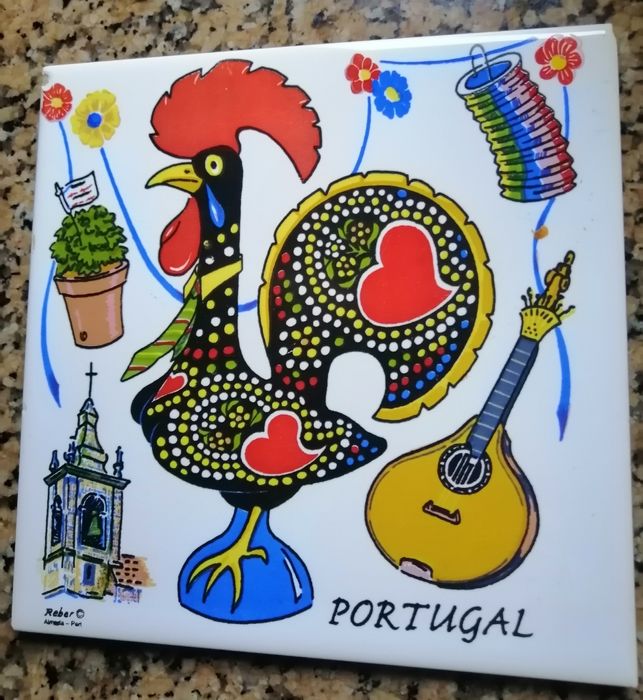 Azulejo decorativo ( motivo galo de Barcelos)