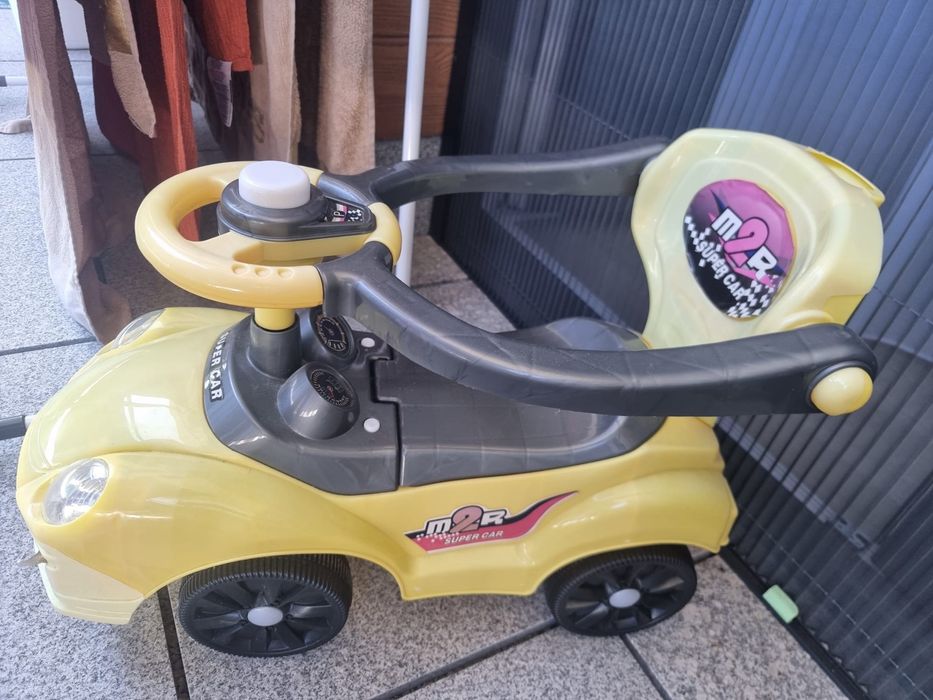 Jezdzik chodzik pchacz auto