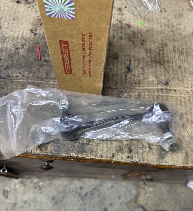 Стойки стабилизатора  Febest 0723-BALRL, 0723-BALRR