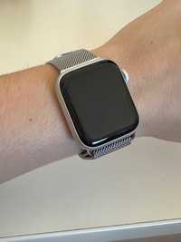 Apple Watch SE 40mm Silver Aluminum (with band and GPS)