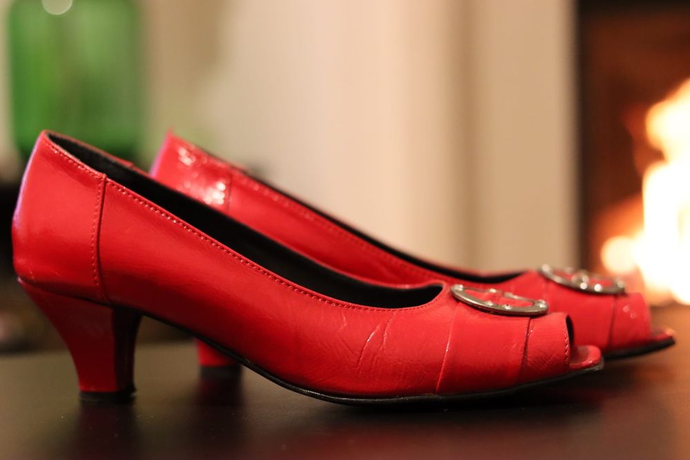 Sapatos vermelhos de qualidade