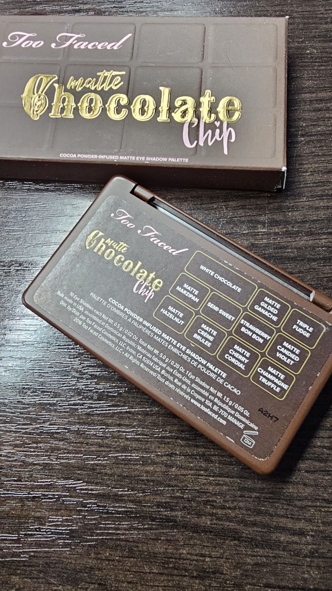 Too Faced - Chocolate Chip. Paletka cieni, cienie do powiek - Make You