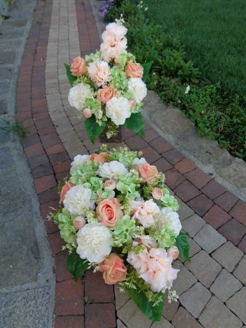 Komplet zestaw na grób, stroik i bukiet, kwiaty sztuczne