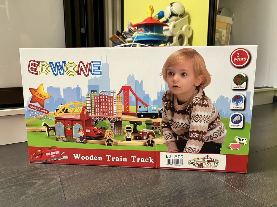 Дитяча іграшкова залізниця з дерева EdWone