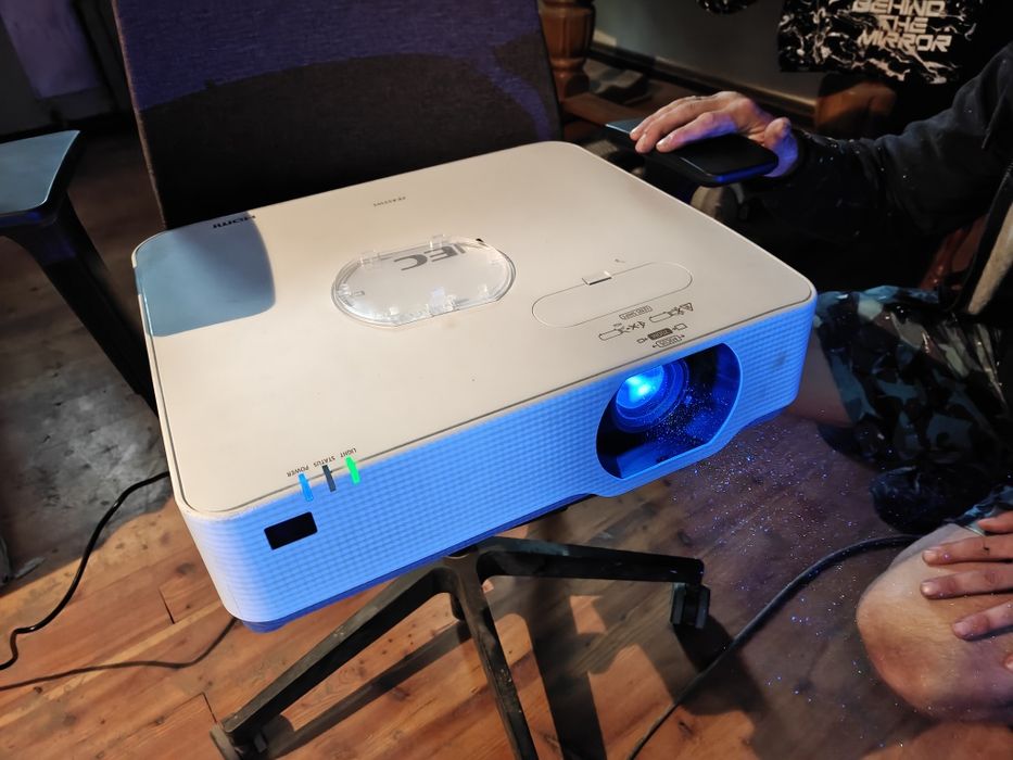 NEC Projektor PE455WL