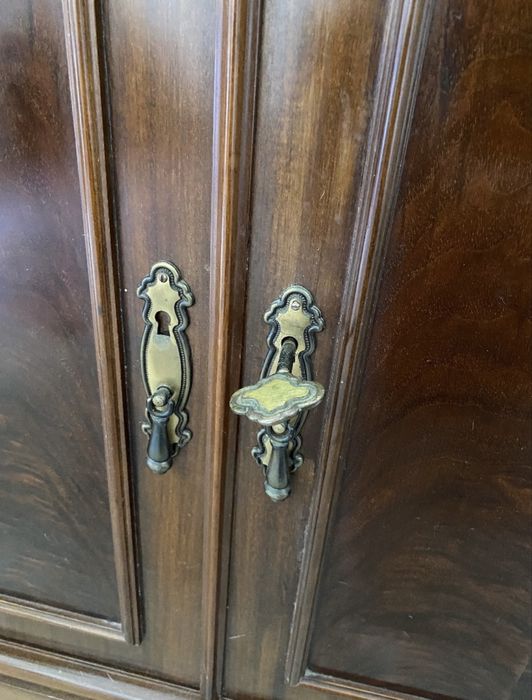 Consola madeira com portas & gavetas