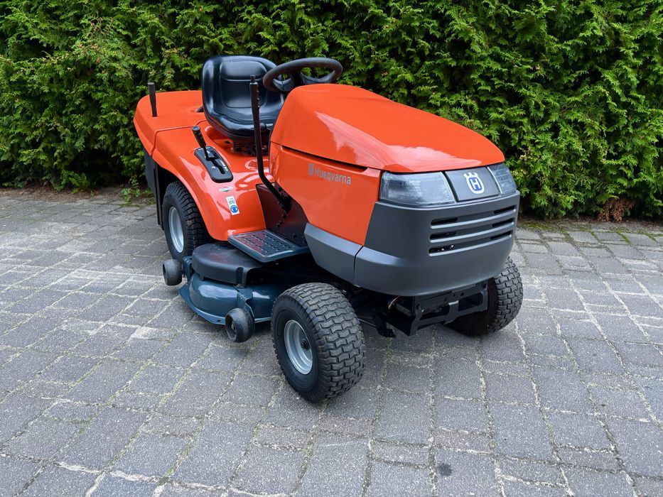 Traktorek Kosiarka Husqvarna Briggs 19.5KM Pompa Oleju Hydro kosz pług