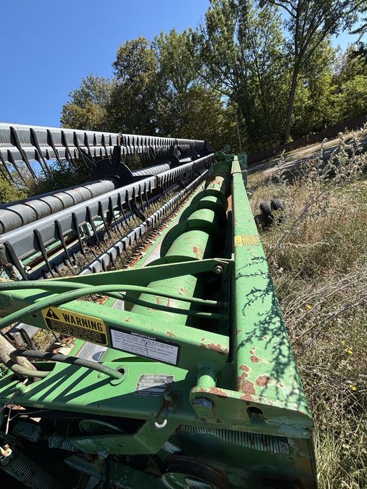 Жниварка John Deere 925 F