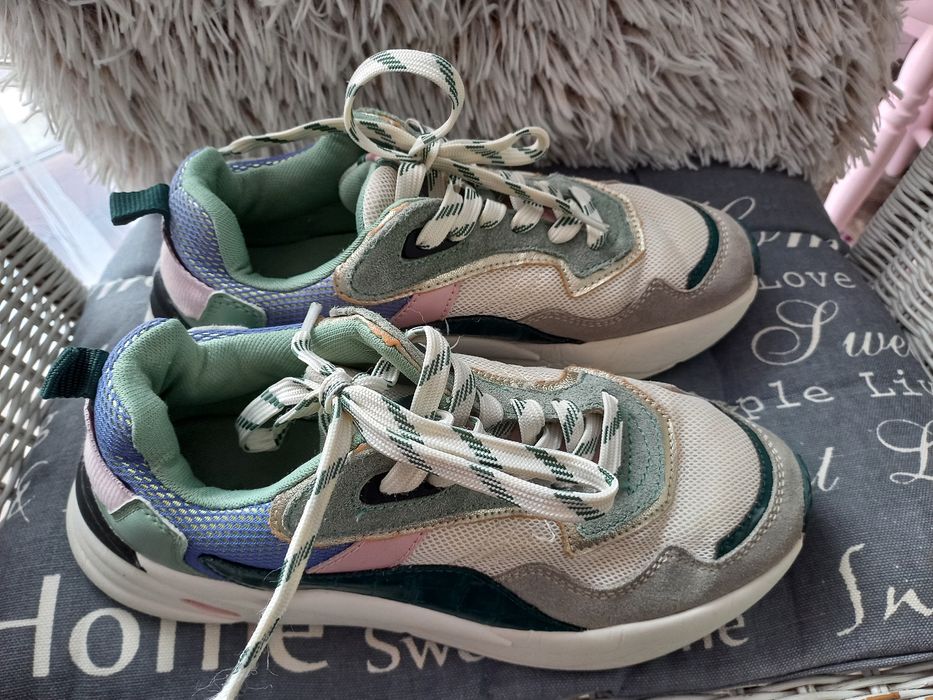 Sneakersy Stradivarius rozmiar 37 damskie