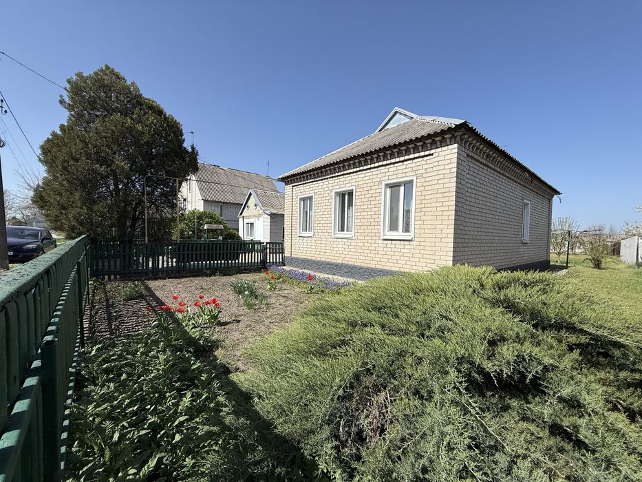 Продам  ухоженный  дом в Подгородном !  ( С )