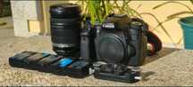 Canon EOS 70D + Objetiva + Baterias + Fixador Moch