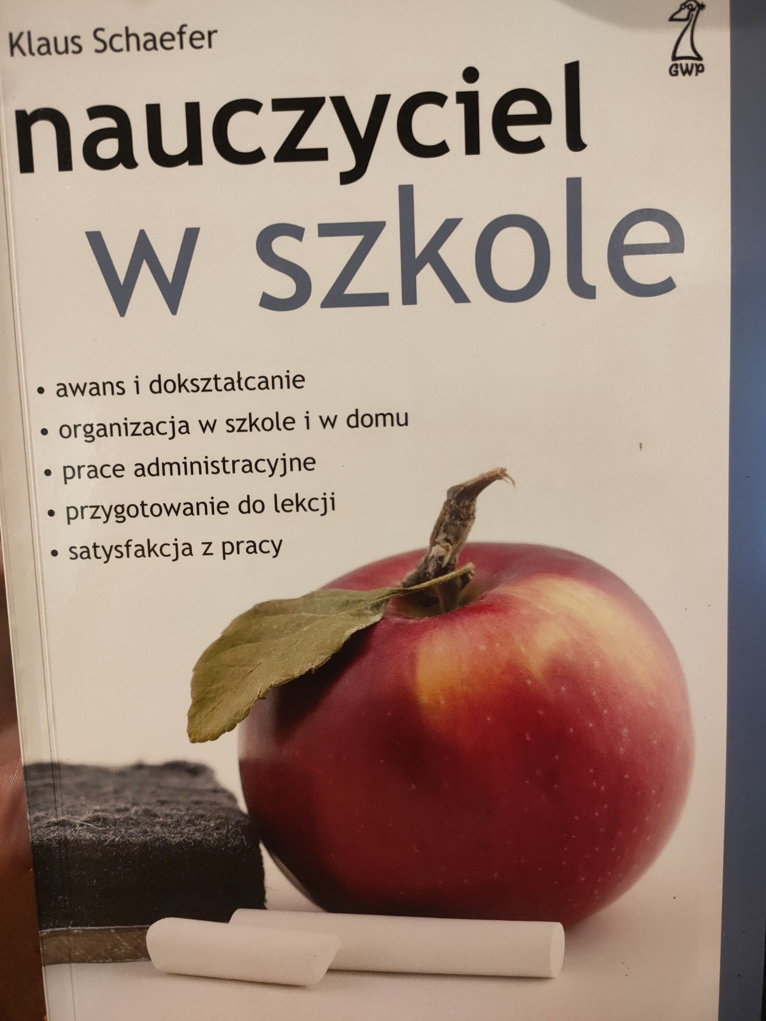 Nauczyciel w szkole. Jak przeżyć szkołę?