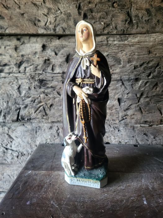 Stara figurka Święta Małgorzata
