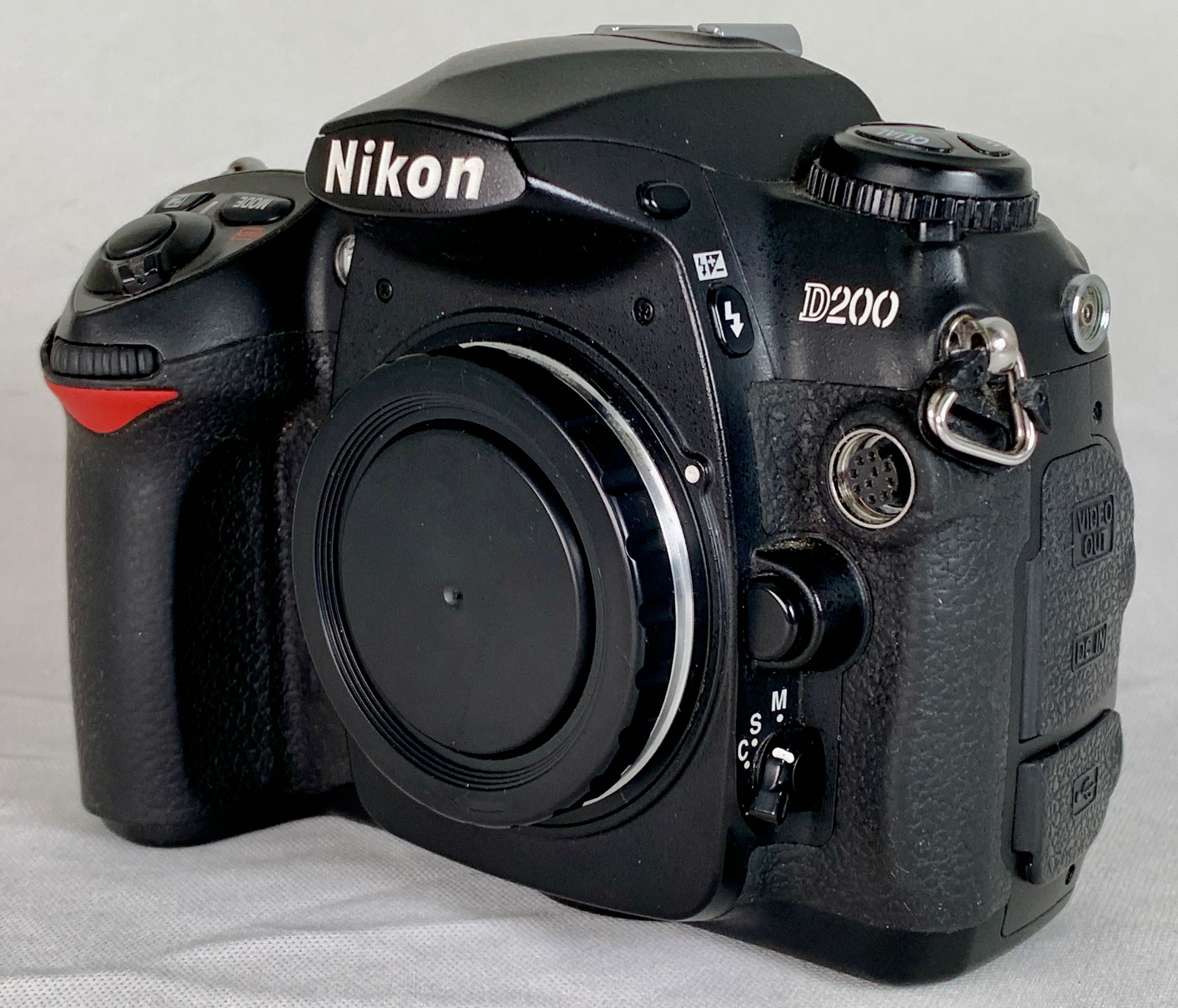 Nikon D200 z polskiej dystrybucji