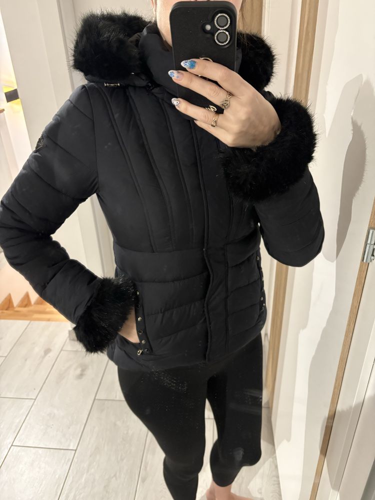 Kurtka zimowa Guess