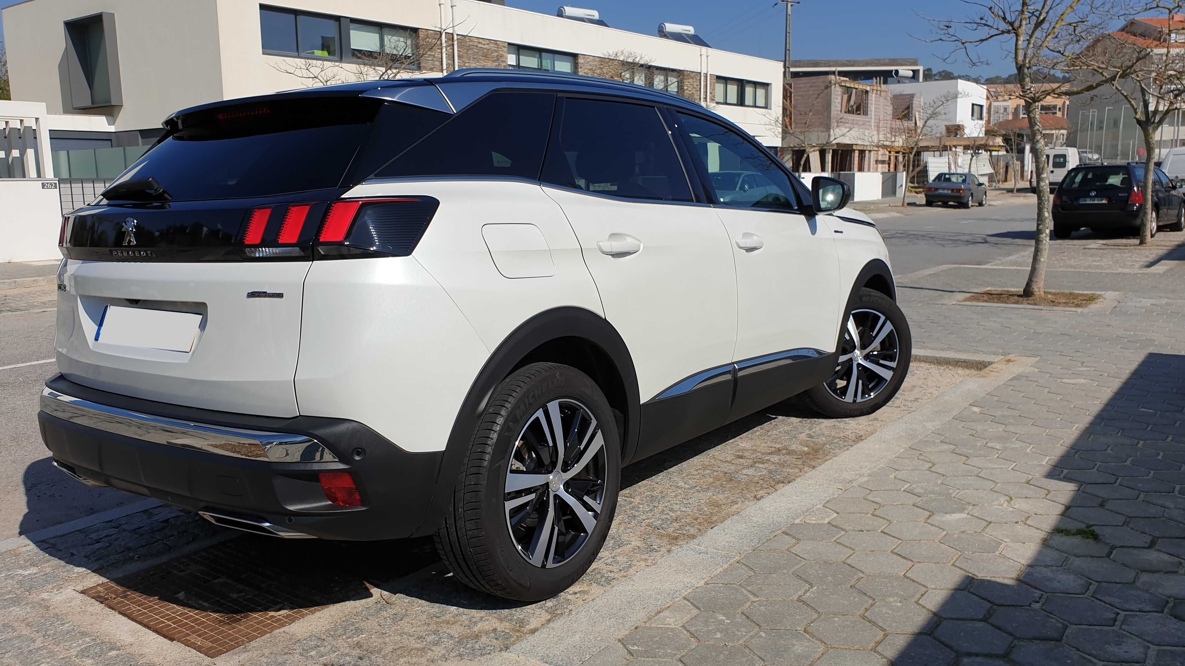 Peugeot 3008 1.2 GT Line FULL EXTRAS