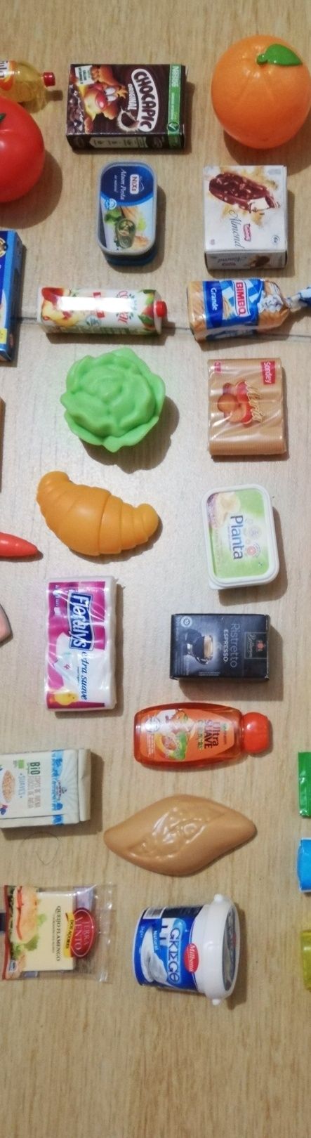 51 miniaturas de alimentos