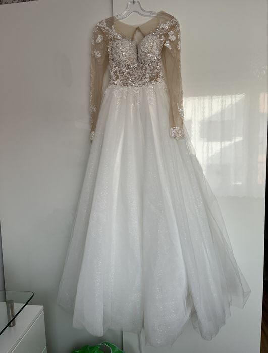 Suknia ślubna księżniczka r.S