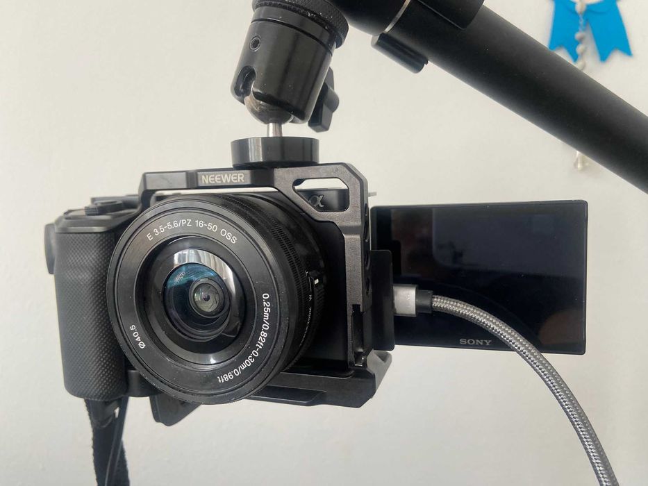 Stream Kit - Sony ZV-E10 + Cage + placa de captura LEIA A DESCRIÇÂO!!!