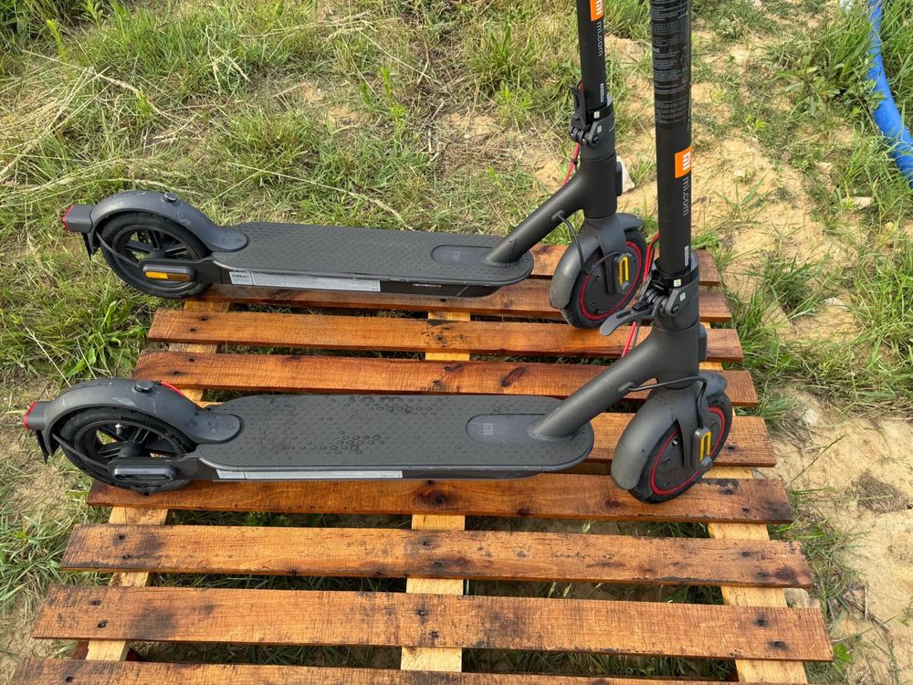 Hulajnoga elektryczna Xiaomi Mi PRO 2 300W 45km