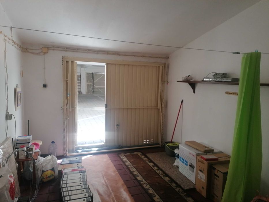 Garagem arrendamento Urb Saldanha Montijo.