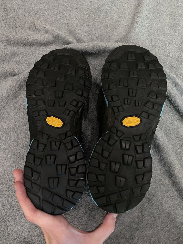 Трекінгові кросівки Scarpa Mescalito / 27 см