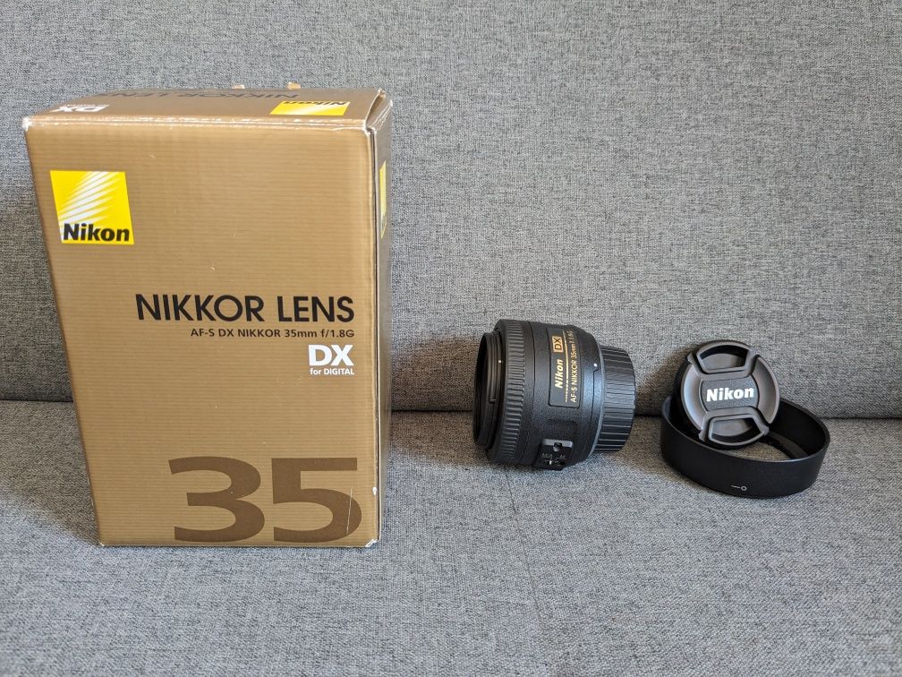 Nikon DX AF-S Nikkor 35mm 1:1.8 G