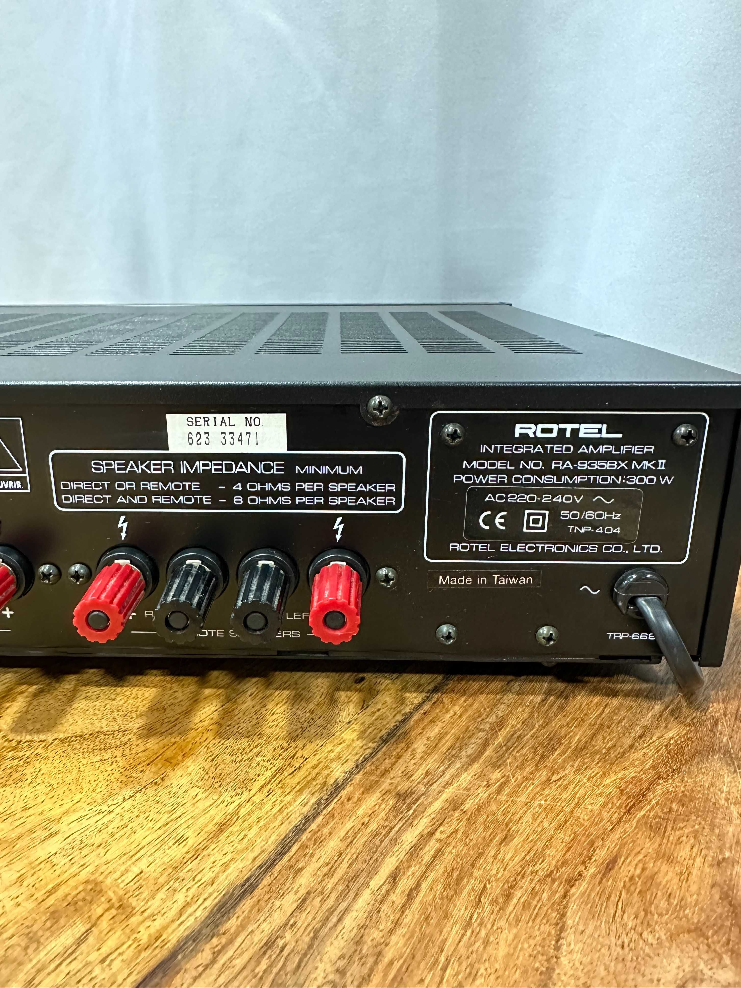 Wzmacniacz Stereo Rotel RA 935 BX MK II