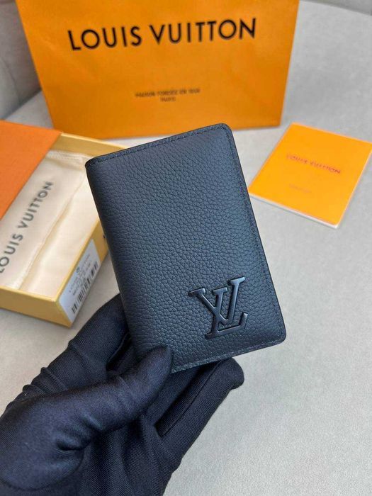 Кожаный кардхолдер Louis Vuitton визитница кошелек Луи Виттон k424