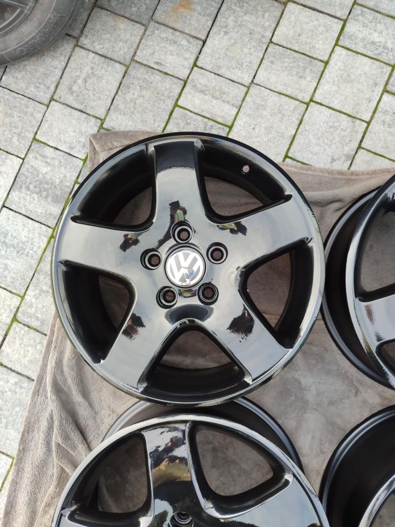 Felgi aluminiowe R17 5x120 VW Busy T5 T6 7J Et 55 super stan