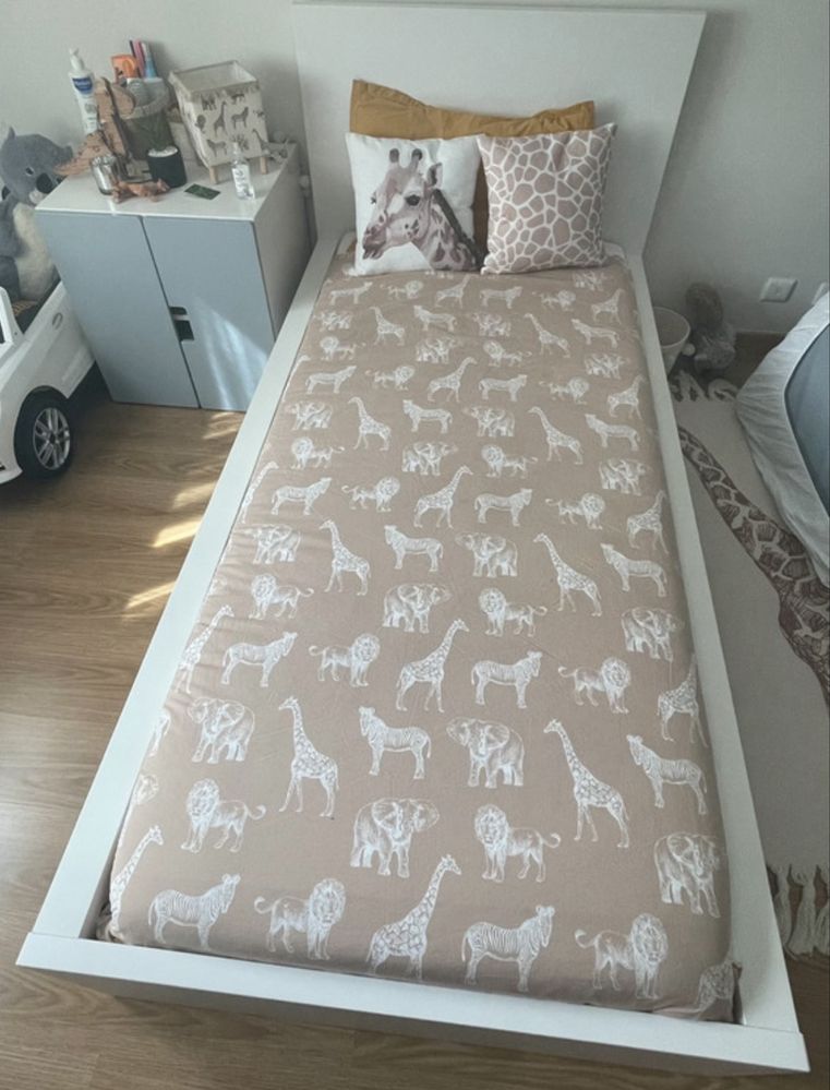 Cama solteiro como nova