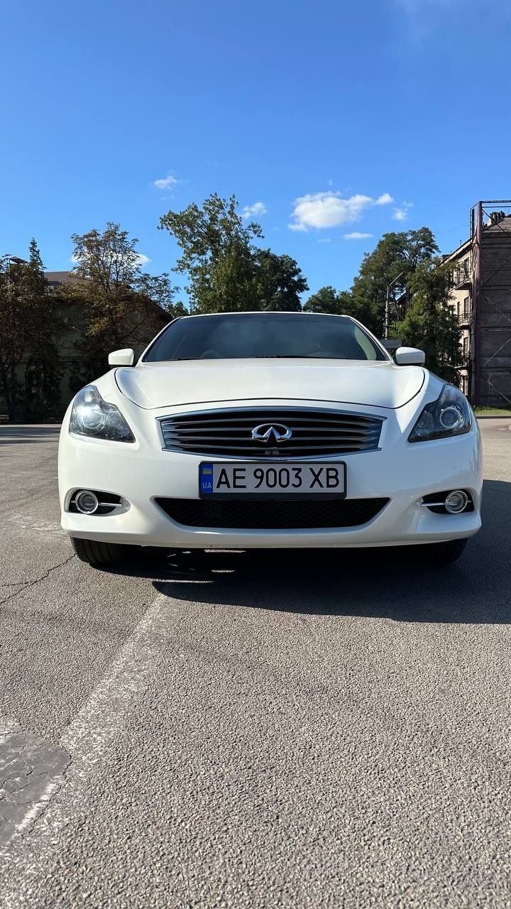 Infiniti g37 coupe