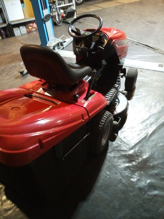 Traktorek do trawy Castelgarden Sprowadzon z Niemiec y