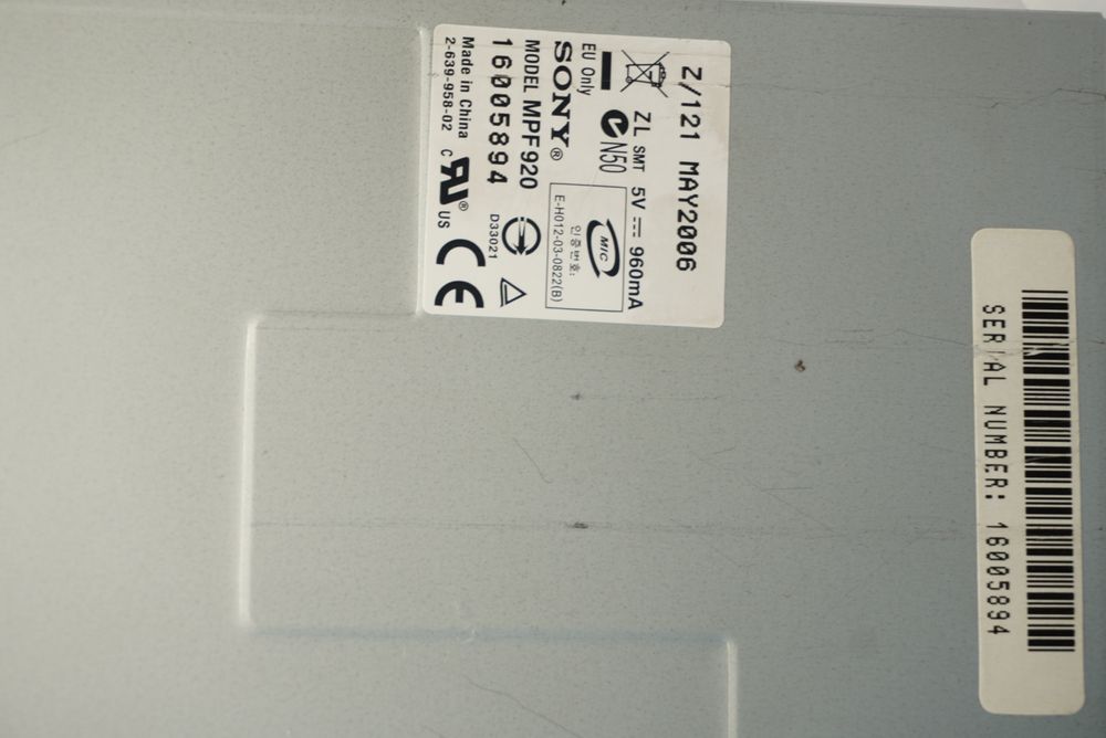 Sony MPF920 napęd dyskietek 3.5"