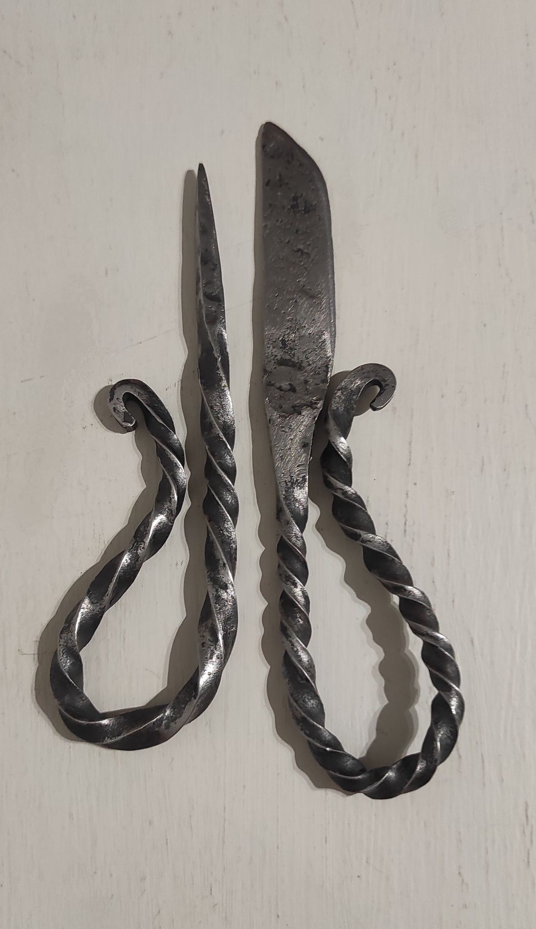 Zestaw kuty: Fibula, pierścień, nóż, szpikulec