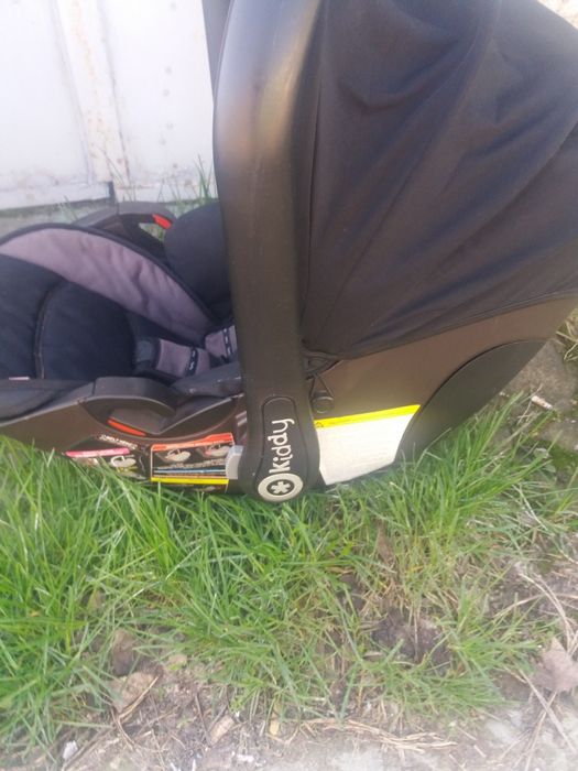 Срочно.Kiddy автокресло Evolution Pro 2