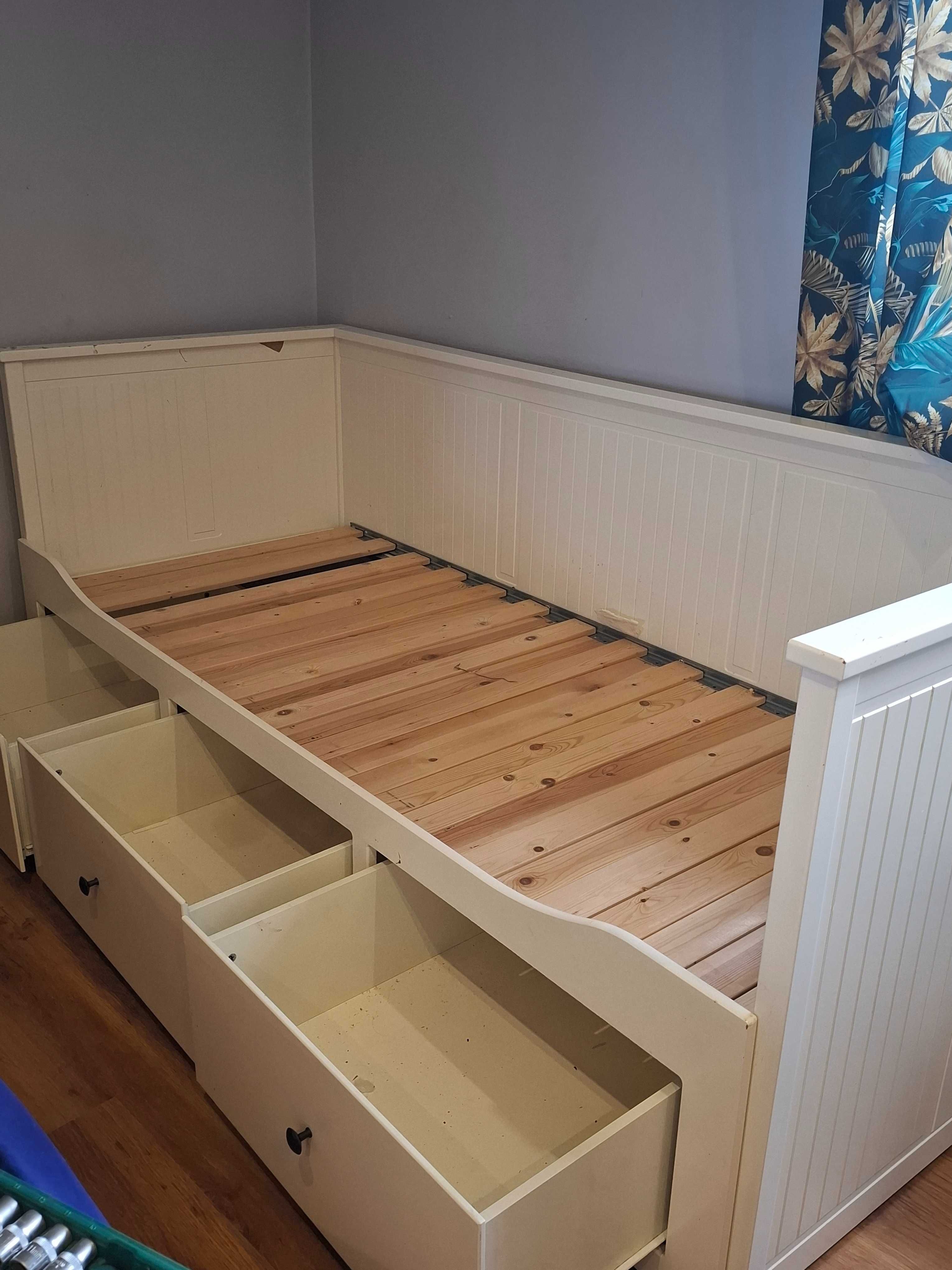 Łóżko podwójne Ikea Hemnes z szufladami