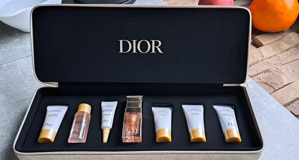 Dior prestige najnowszy zestaw kosmetyków